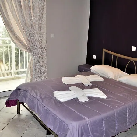 In Studio - For 4 People In Limenaria, Only Five Minutes Away From Center
